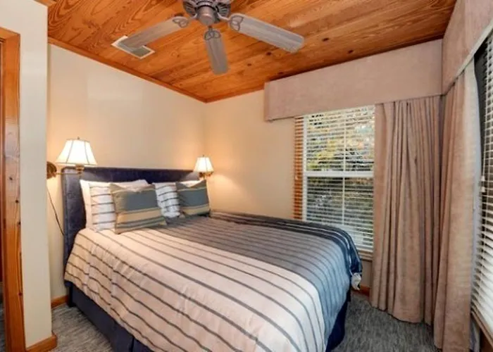 Holiday home Spacious With A Private Balcony Near Clearwater, Florida
