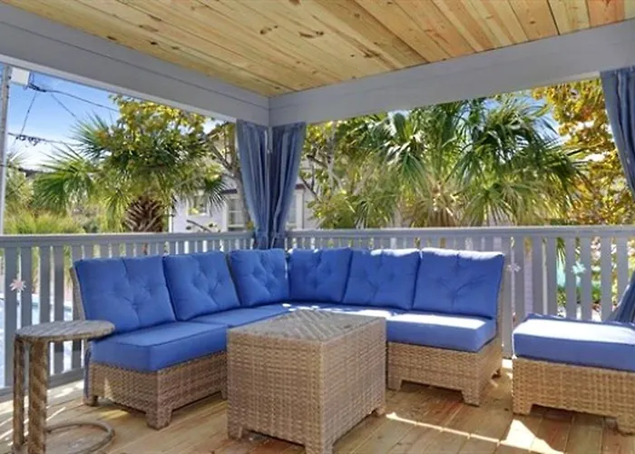 Holiday home Spacious With A Private Balcony Near Clearwater, Florida *